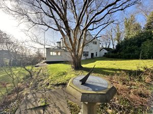 Photo 6- click for photo gallery